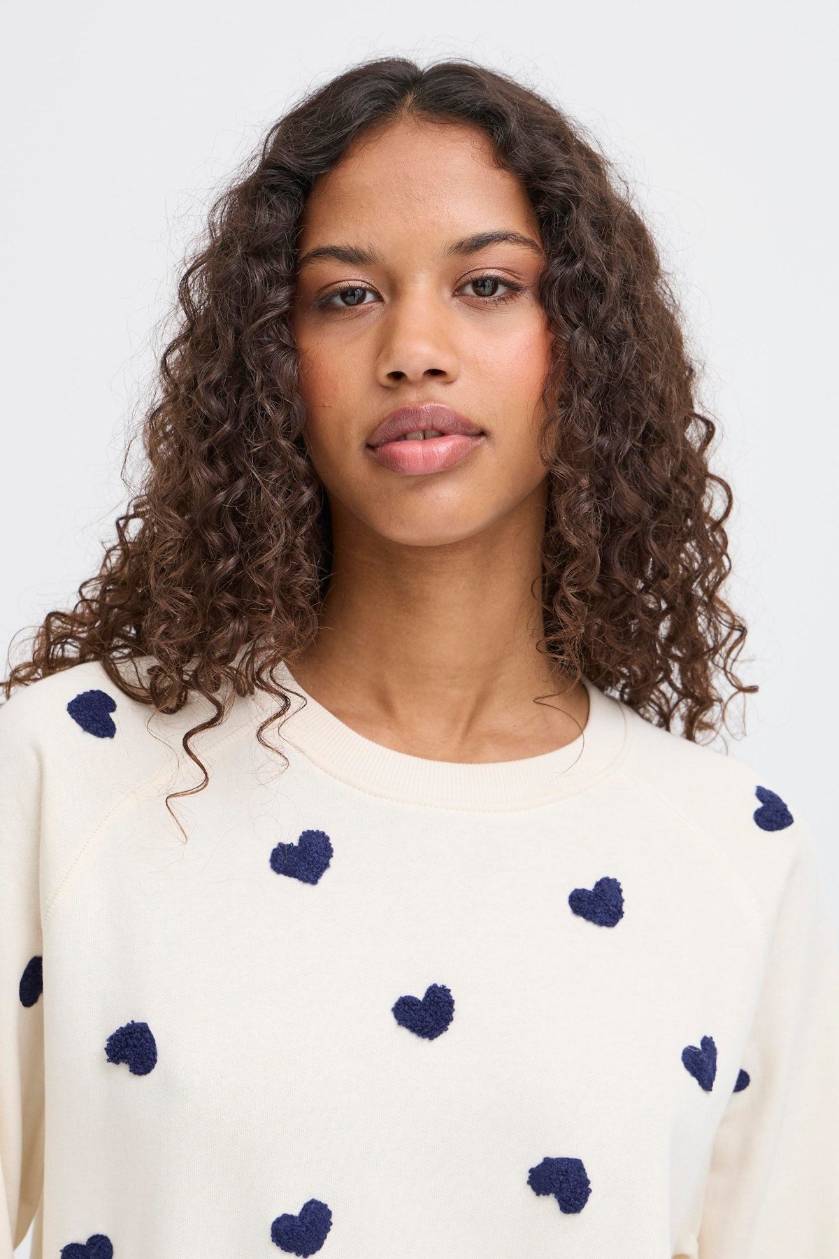 Ichi Ihkasura Sweatshirt