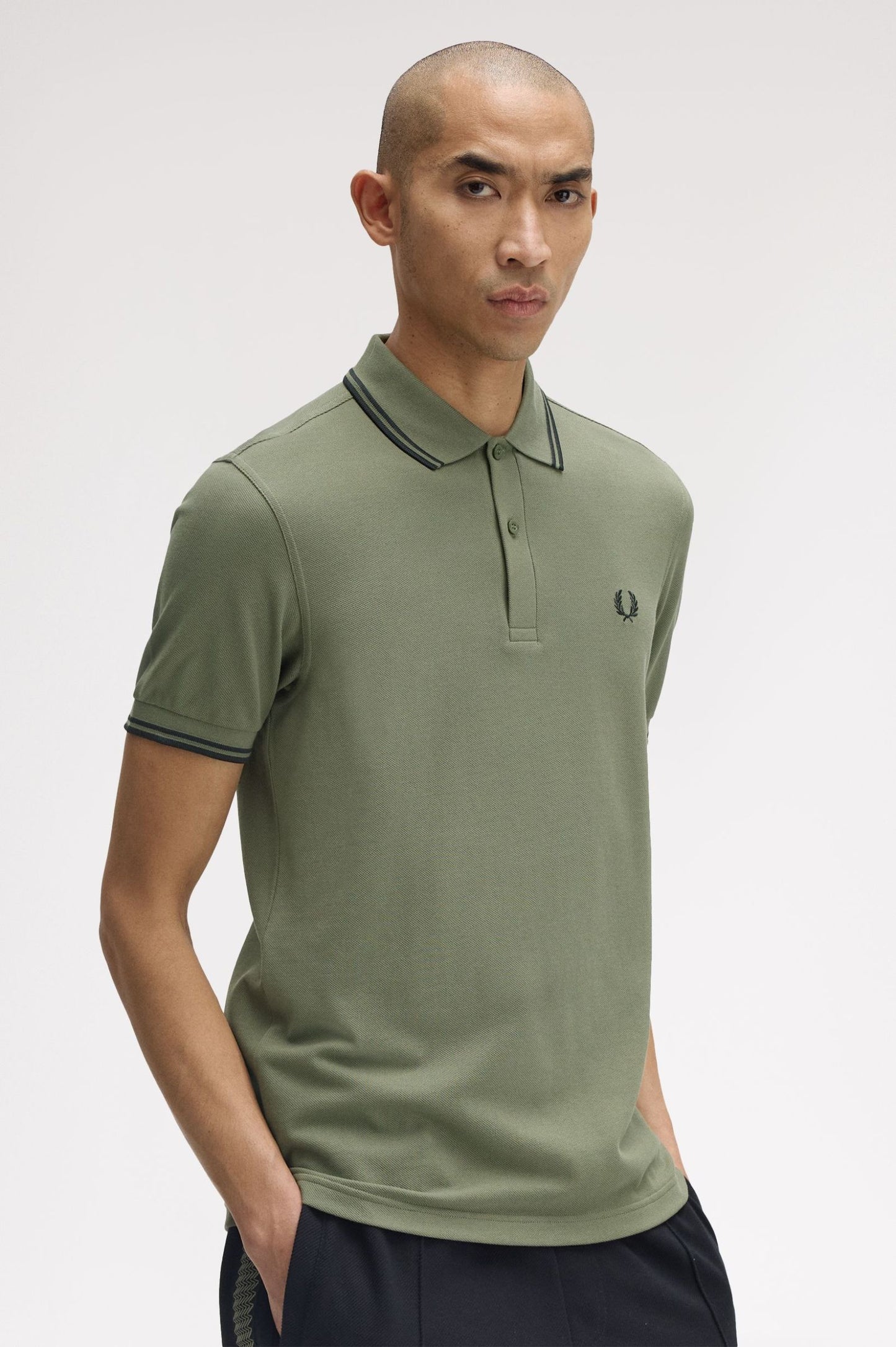 The Fred Perry Shirt M3600 Laurel Wreath Green