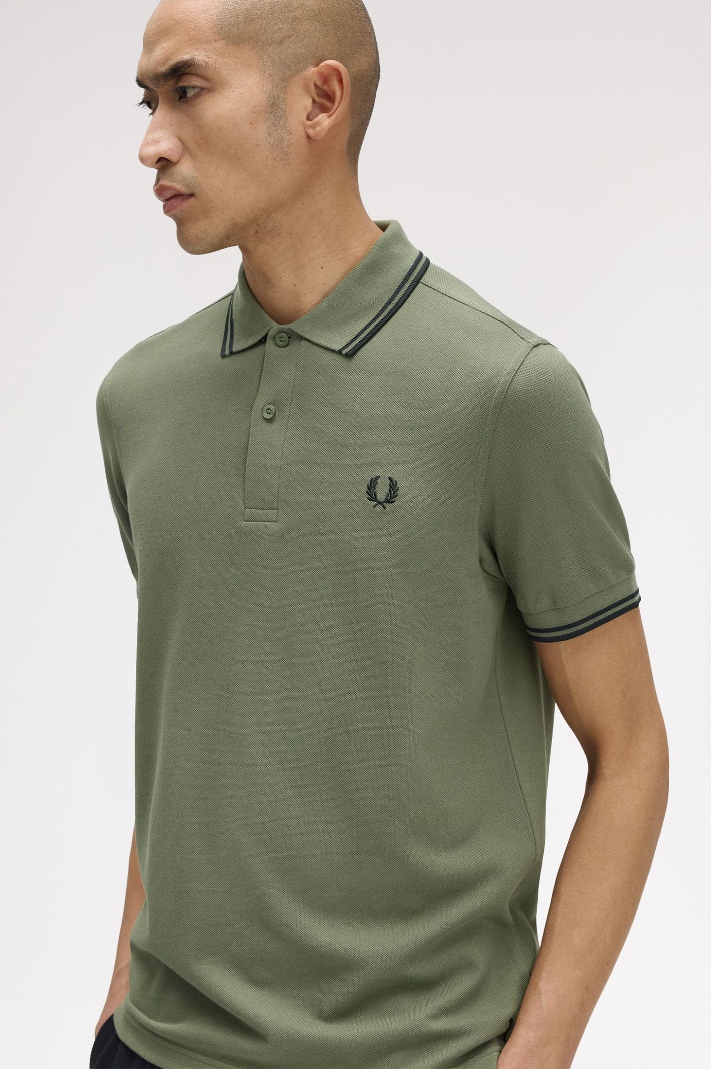The Fred Perry Shirt M3600 Laurel Wreath Green
