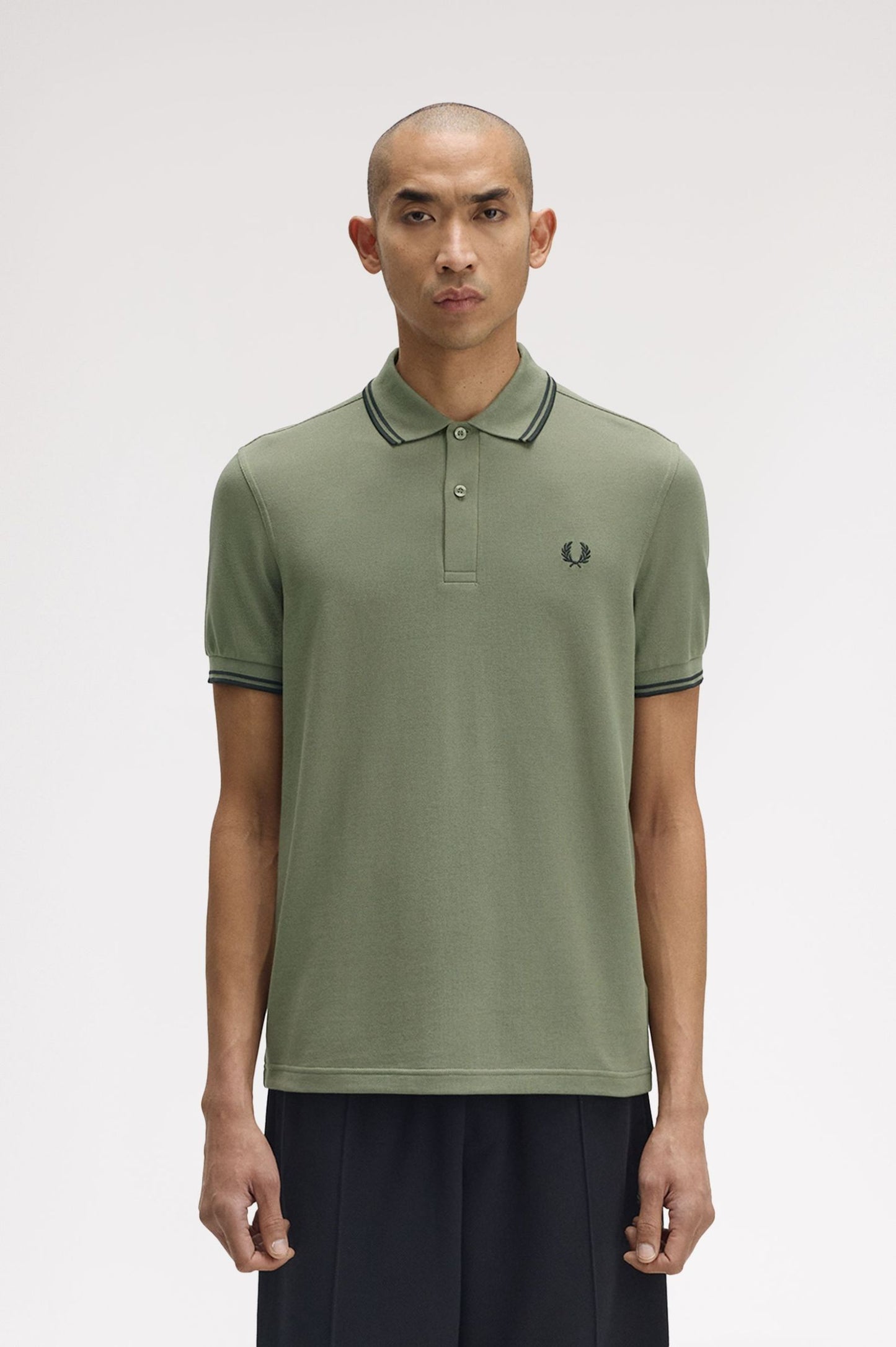 The Fred Perry Shirt M3600 Laurel Wreath Green