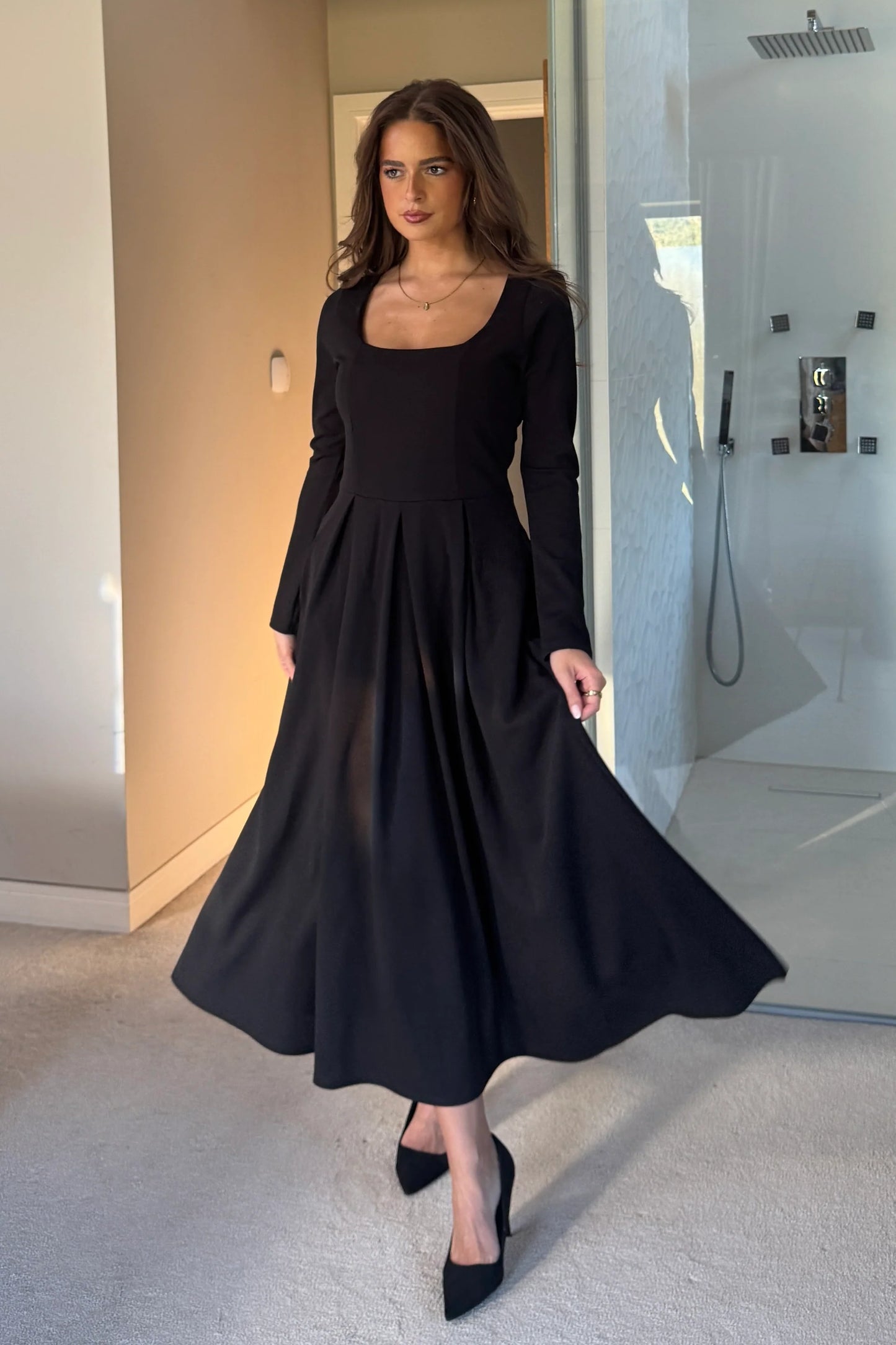 Girl in Mind Evie Square Neck Midi Dress Black