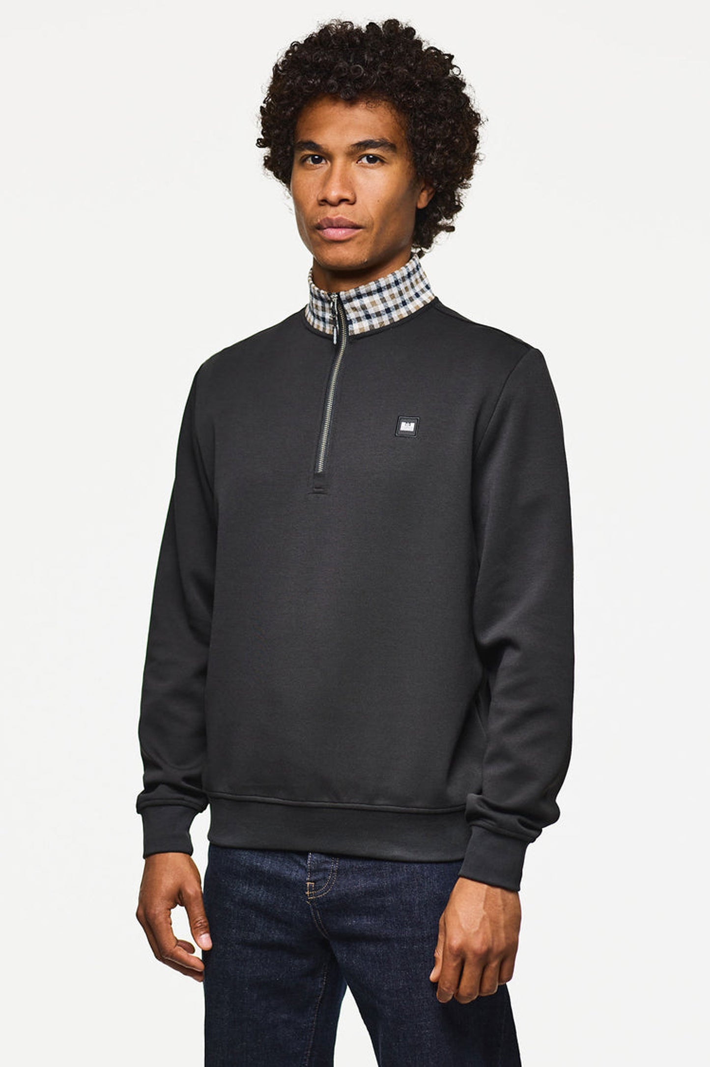 Weekend Offender Henson Quarter Zip Sweatshirt Black