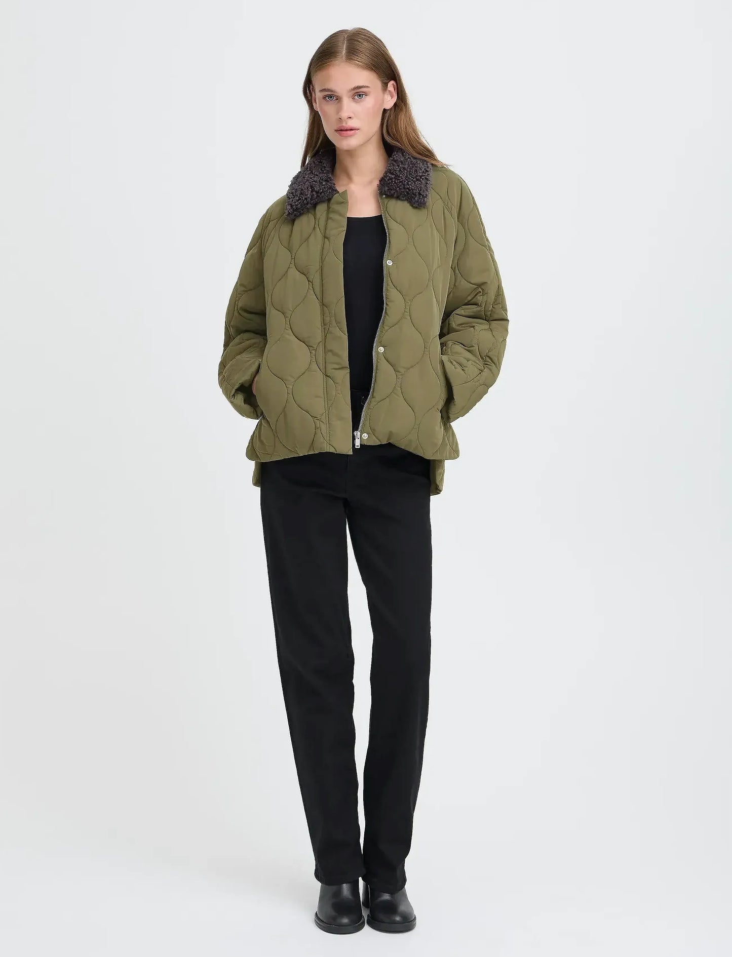 Ichi Ihsonora Ja - Quilted Jackets