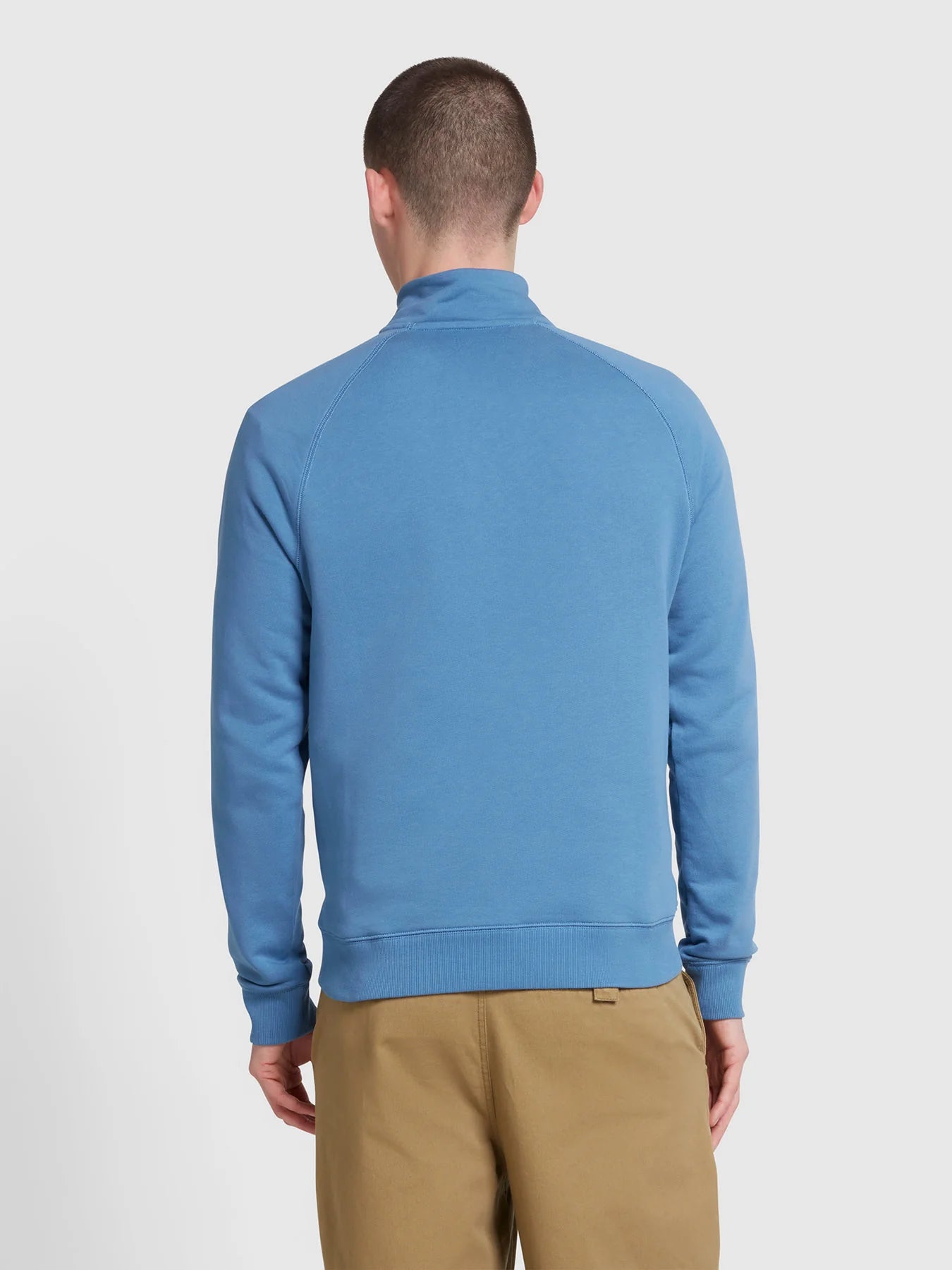 Farah Jim Organic Cotton Quarter Zip Sweatshirt / Sheaf Blue