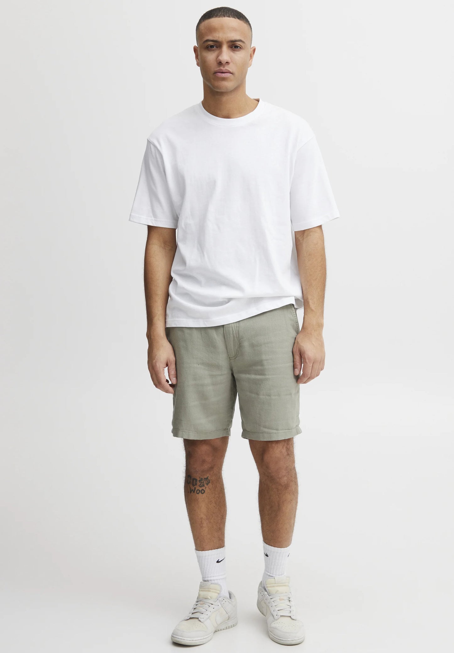 Solid SDAURELIUS Shorts