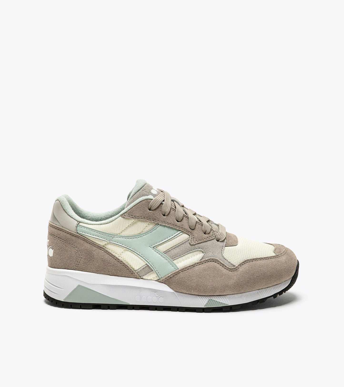 Mens Diadora N902