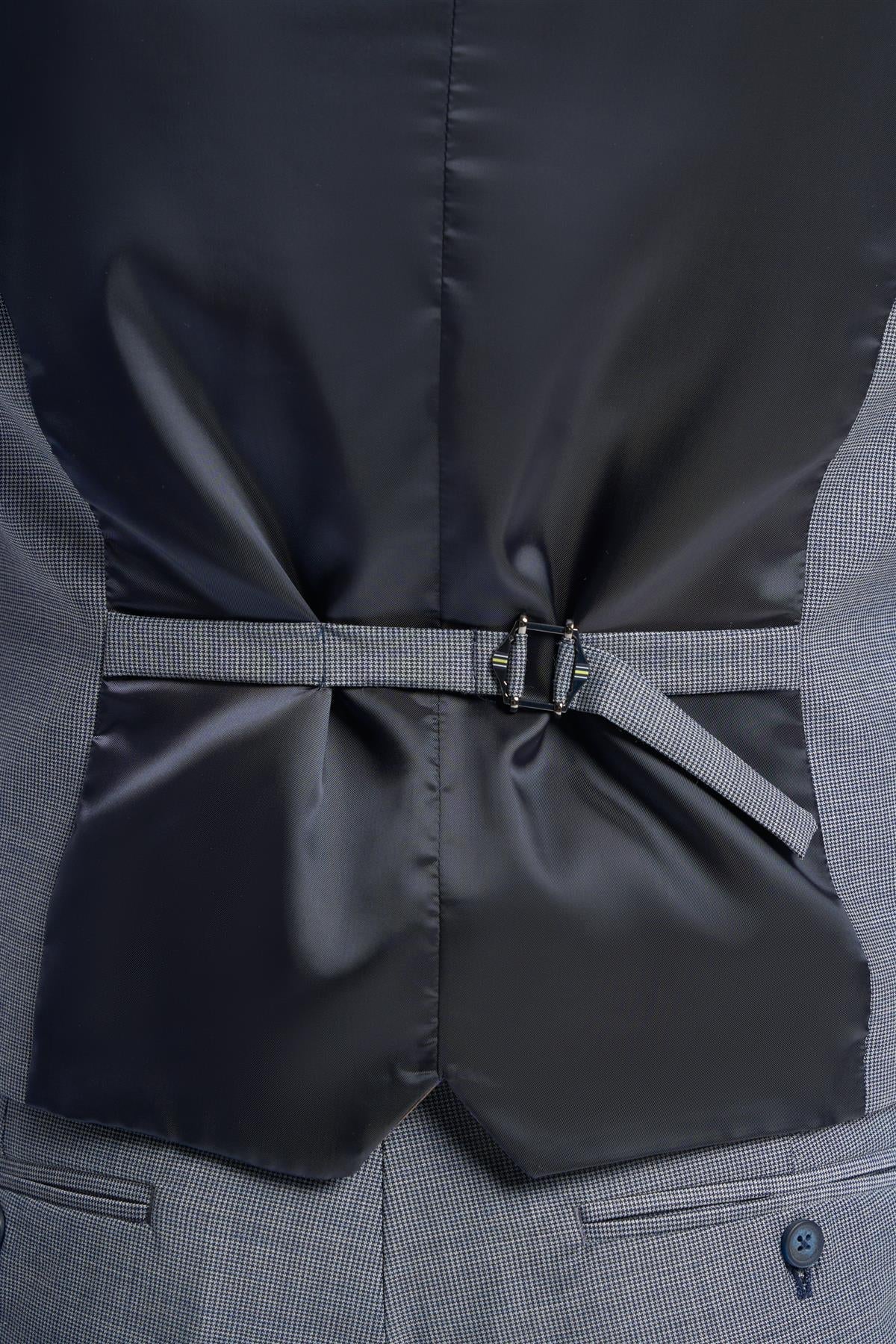 Cavani Bond Wool Rich Puppy Tooth Waistcoat