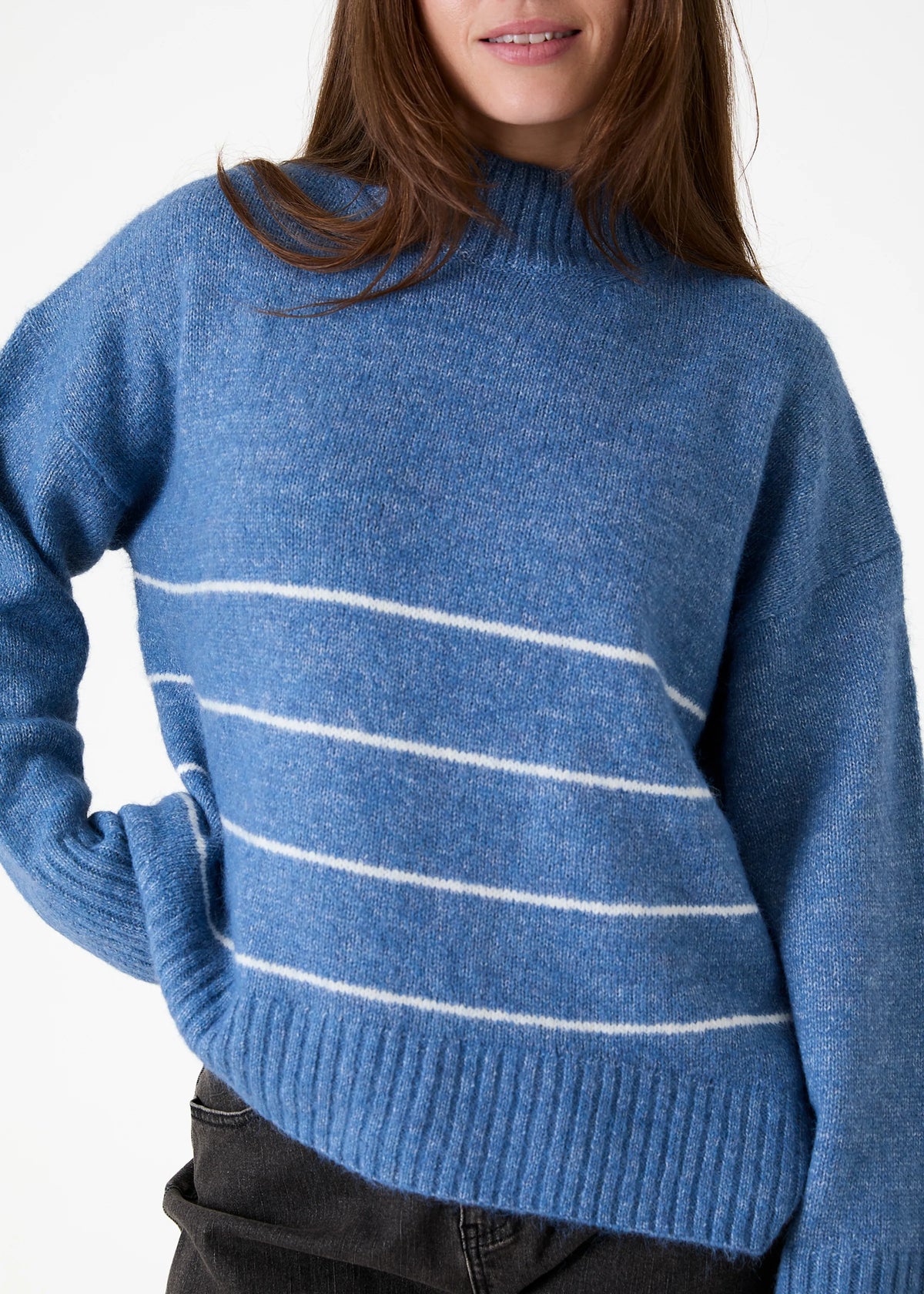 Dreams London Cloud Yarn Turtle Neck Stripe Jumper