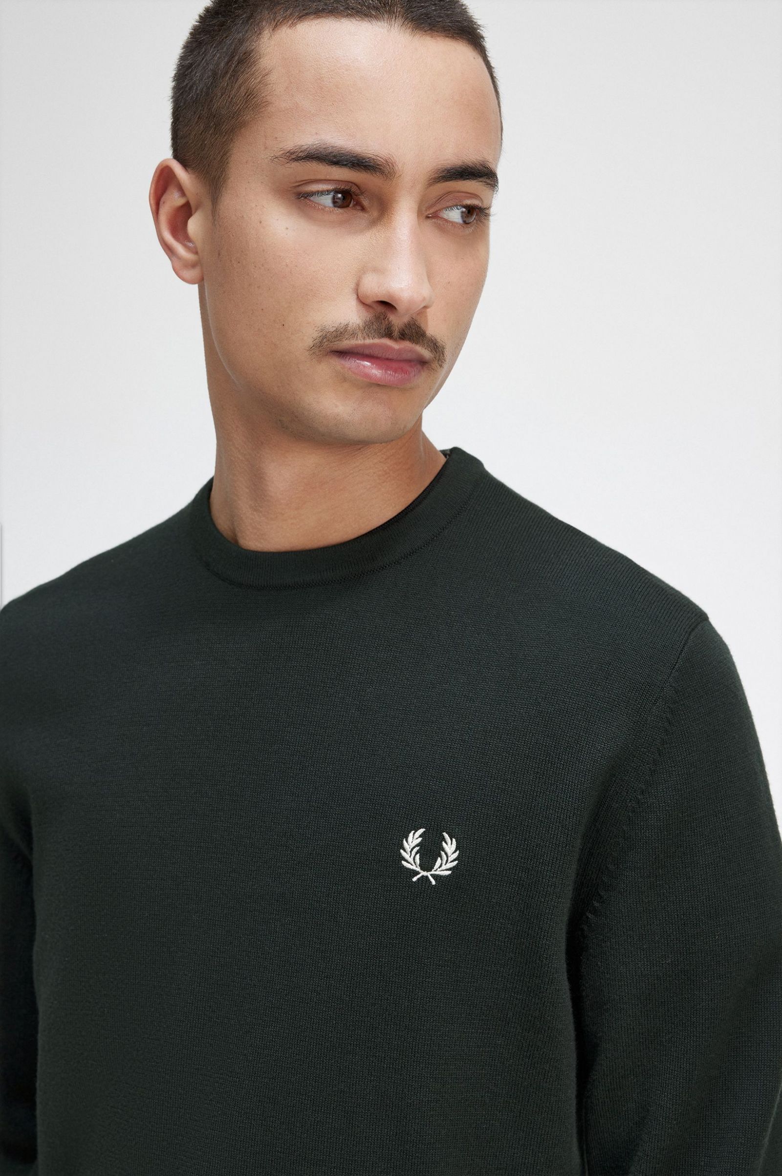 Fred Perry Classic Crew Neck Jumper K9601 – Clues & Cloud8