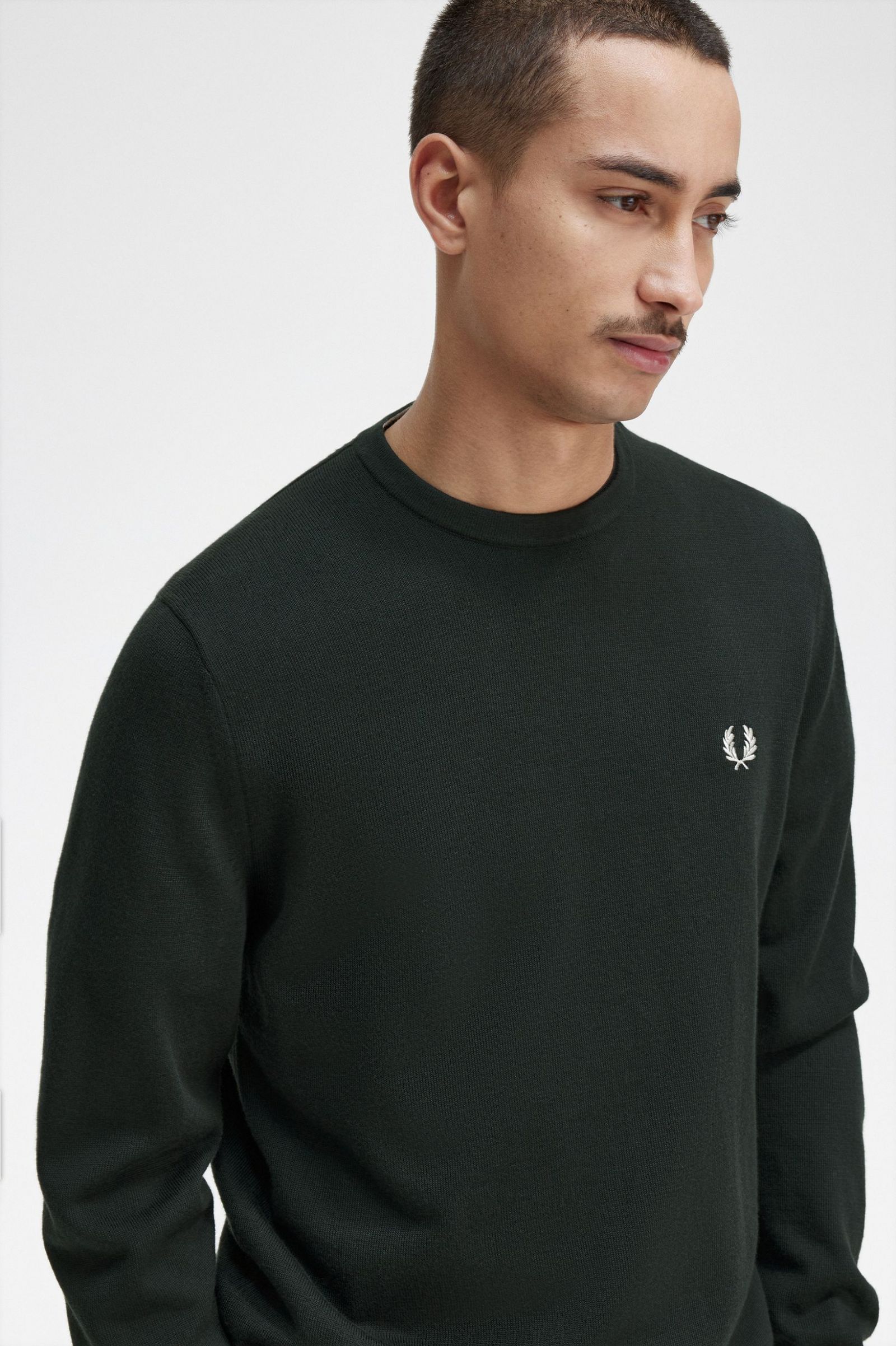 Fred Perry Classic Crew Neck Jumper K9601 – Clues & Cloud8