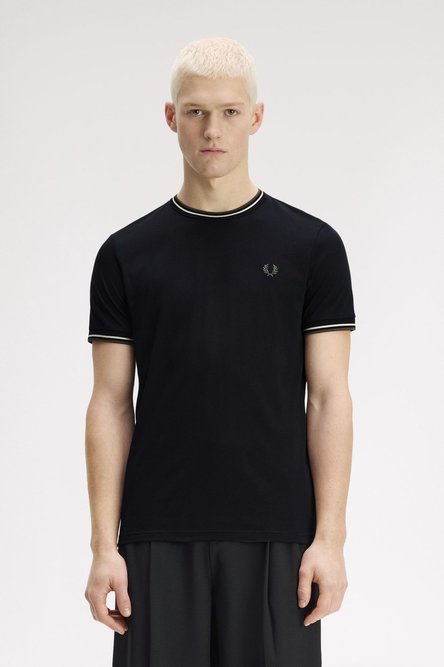 Fred Perry Twin Tipped T-Shirt M1588V.