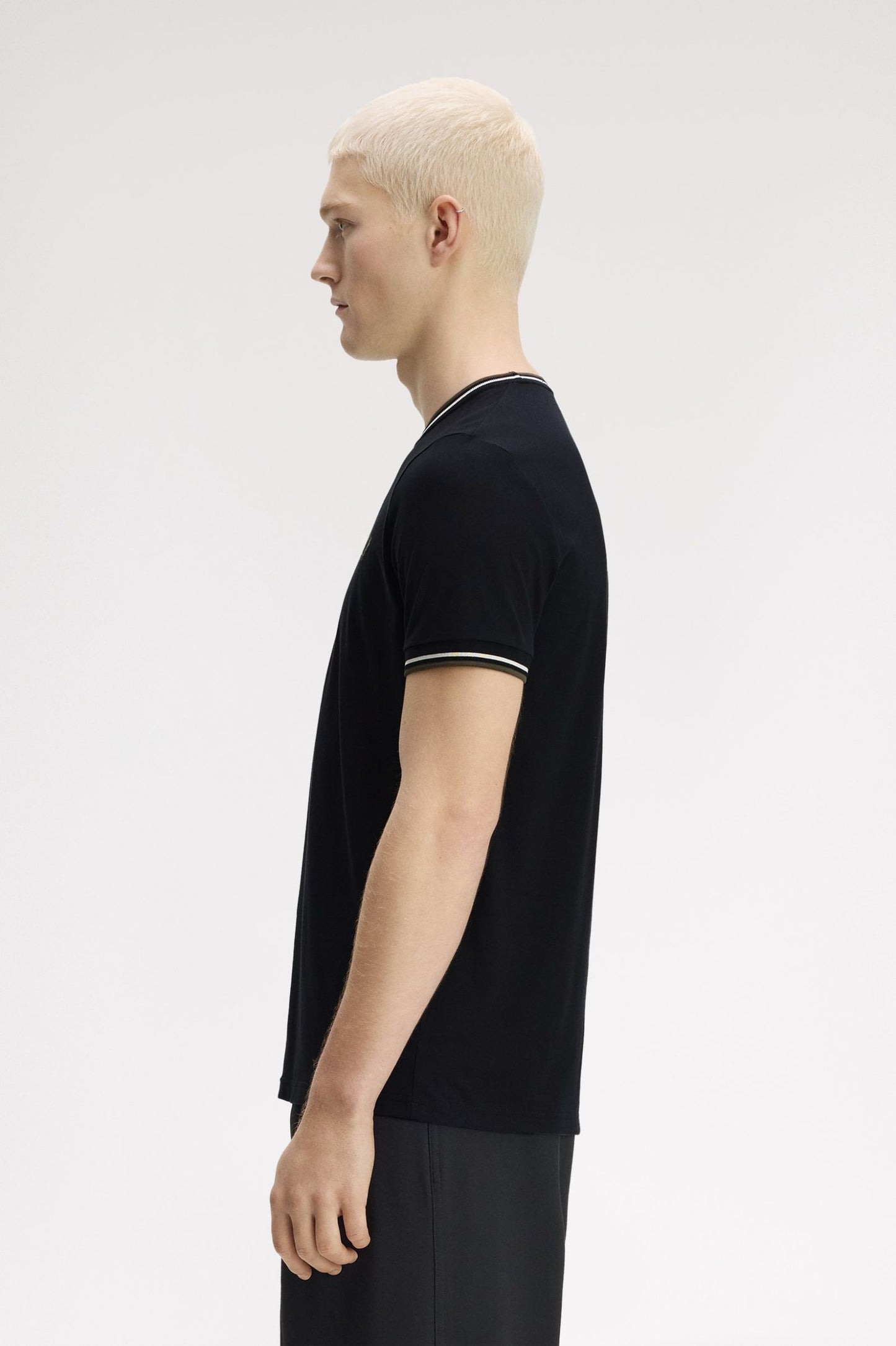 Fred Perry Twin Tipped T-Shirt M1588V.