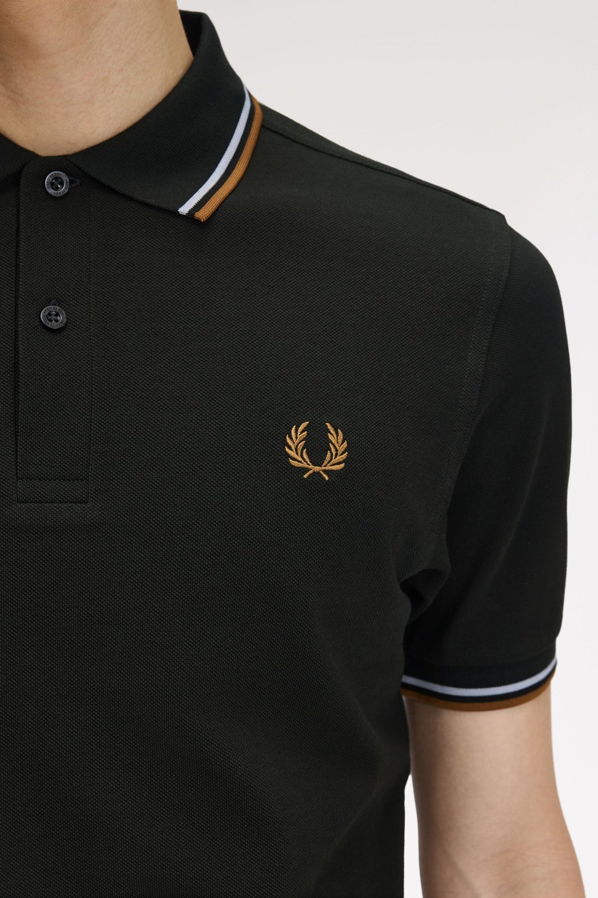 The Fred Perry Shirt M3600 Green