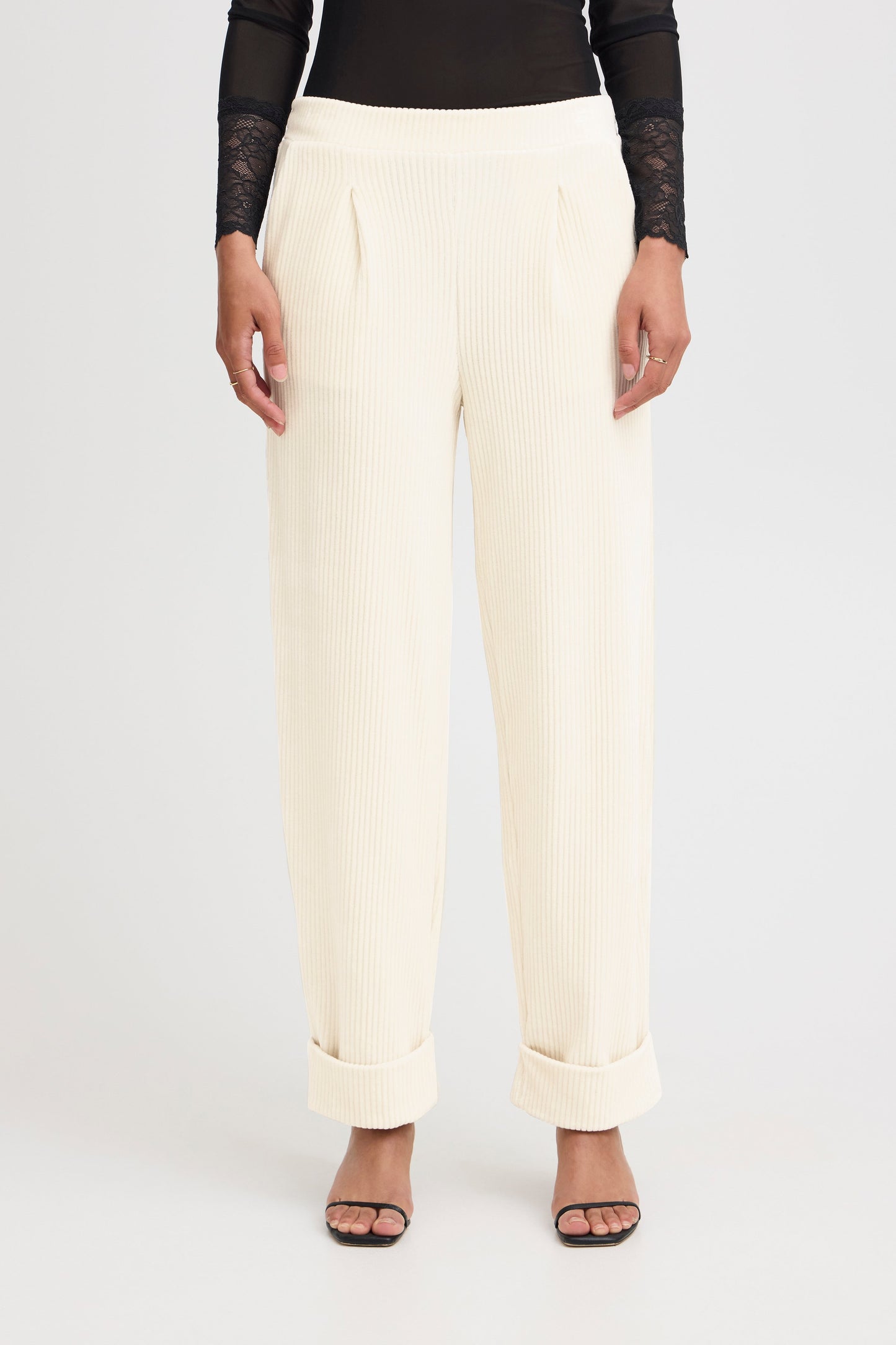 Ichi Ihtamary Trousers