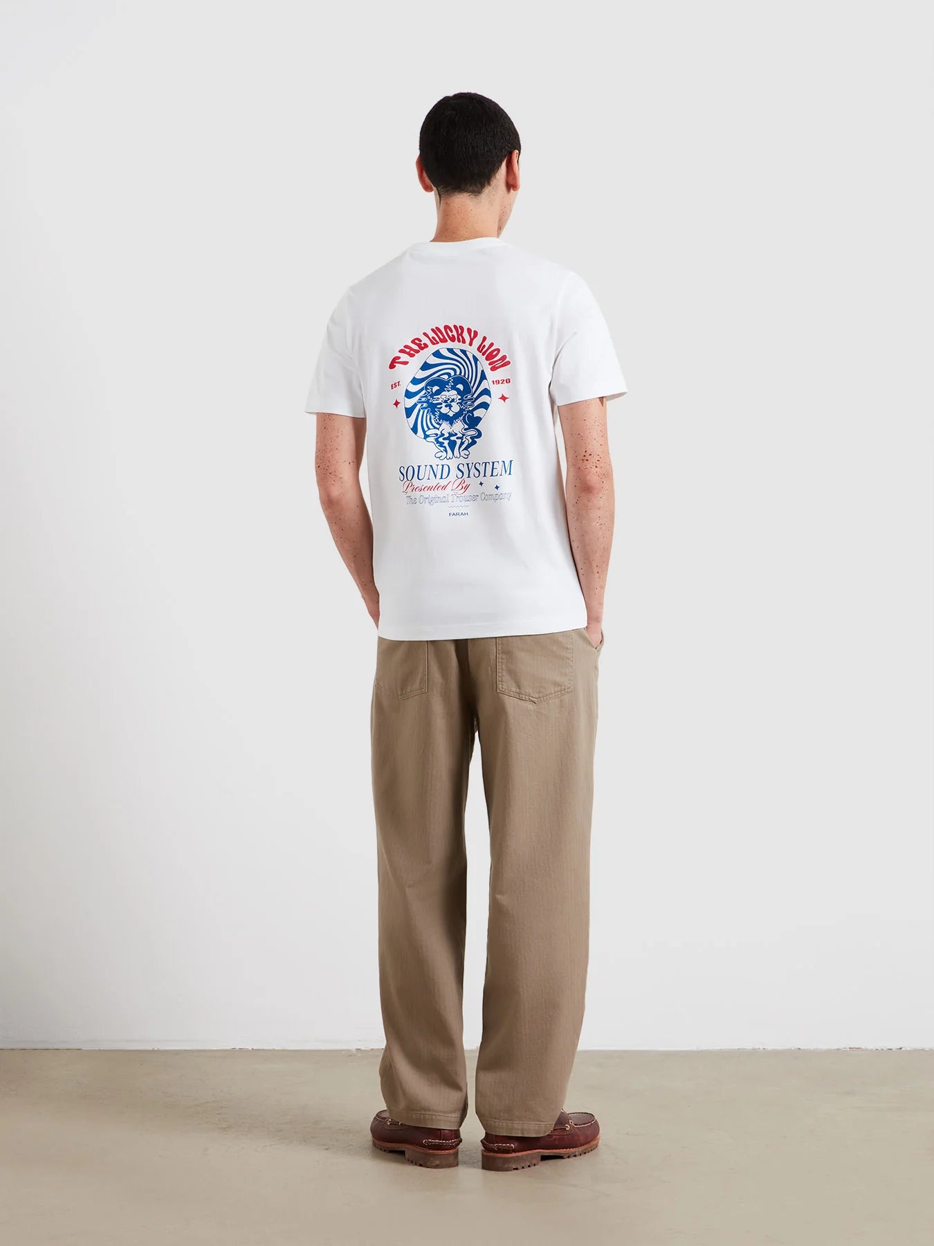 Farah Morween Graphic T-Shirt In White