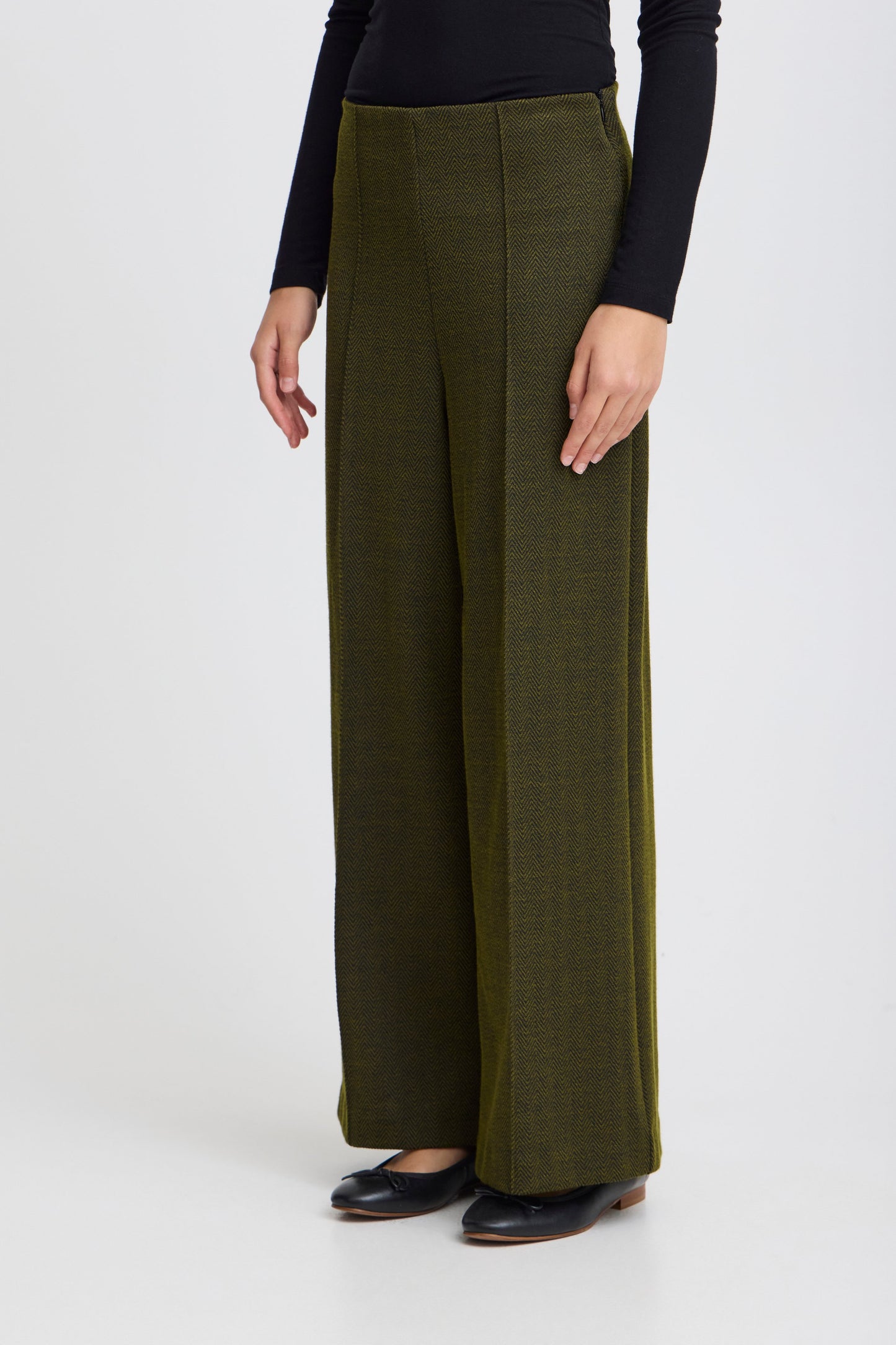 Ichi Ihkate Trousers