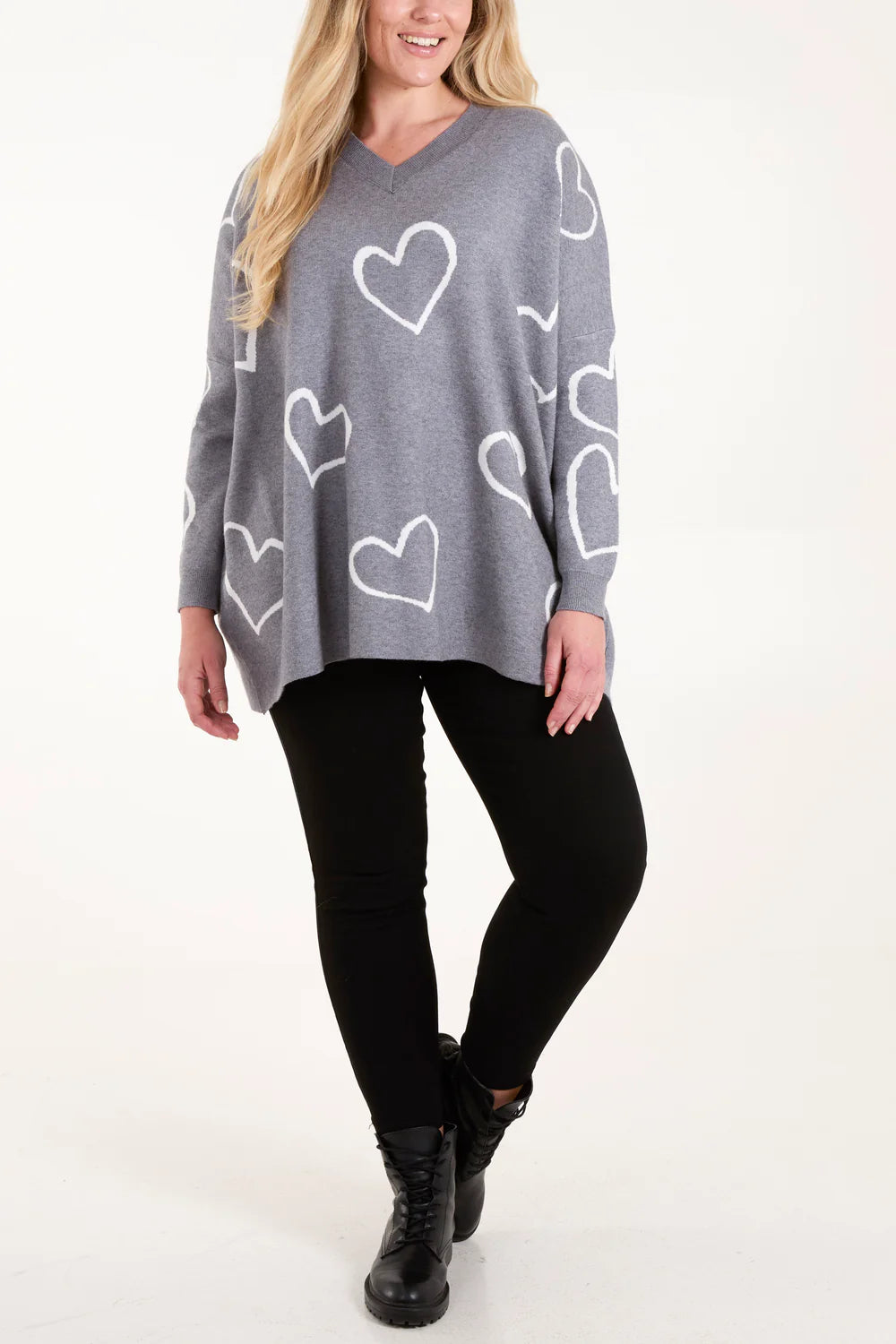 Nova of London Heart Pattern V-Neck Jumper