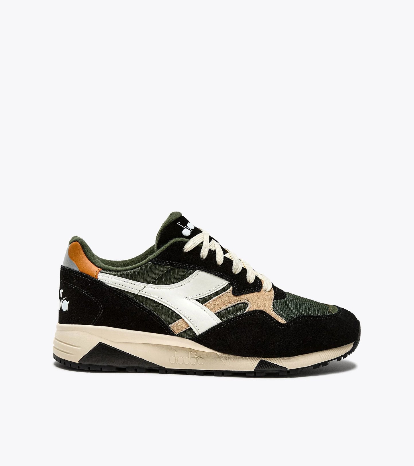 Mens Diadora Sporty sneakers N902