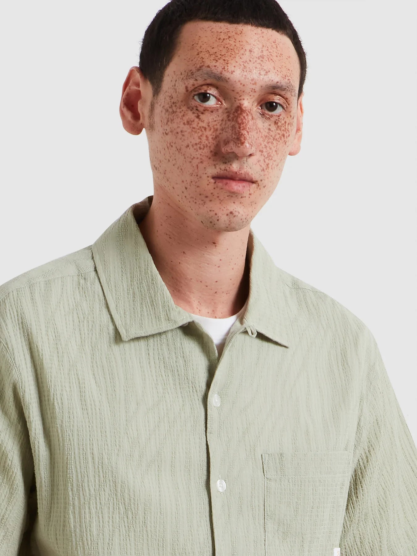 Farah Riley Textured Short Sleeve Shirt In Green Shade