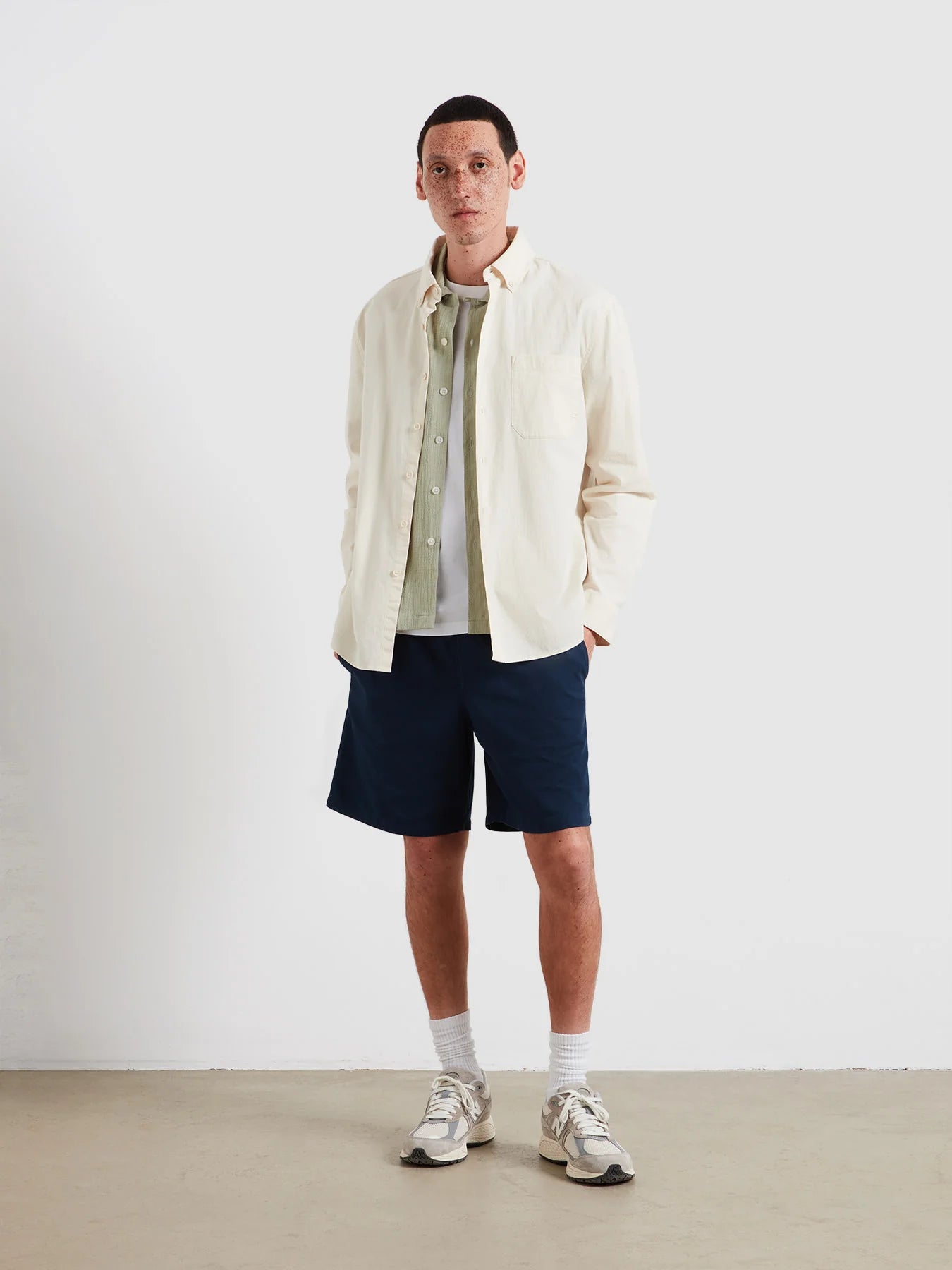 Farah Riley Textured Short Sleeve Shirt In Green Shade
