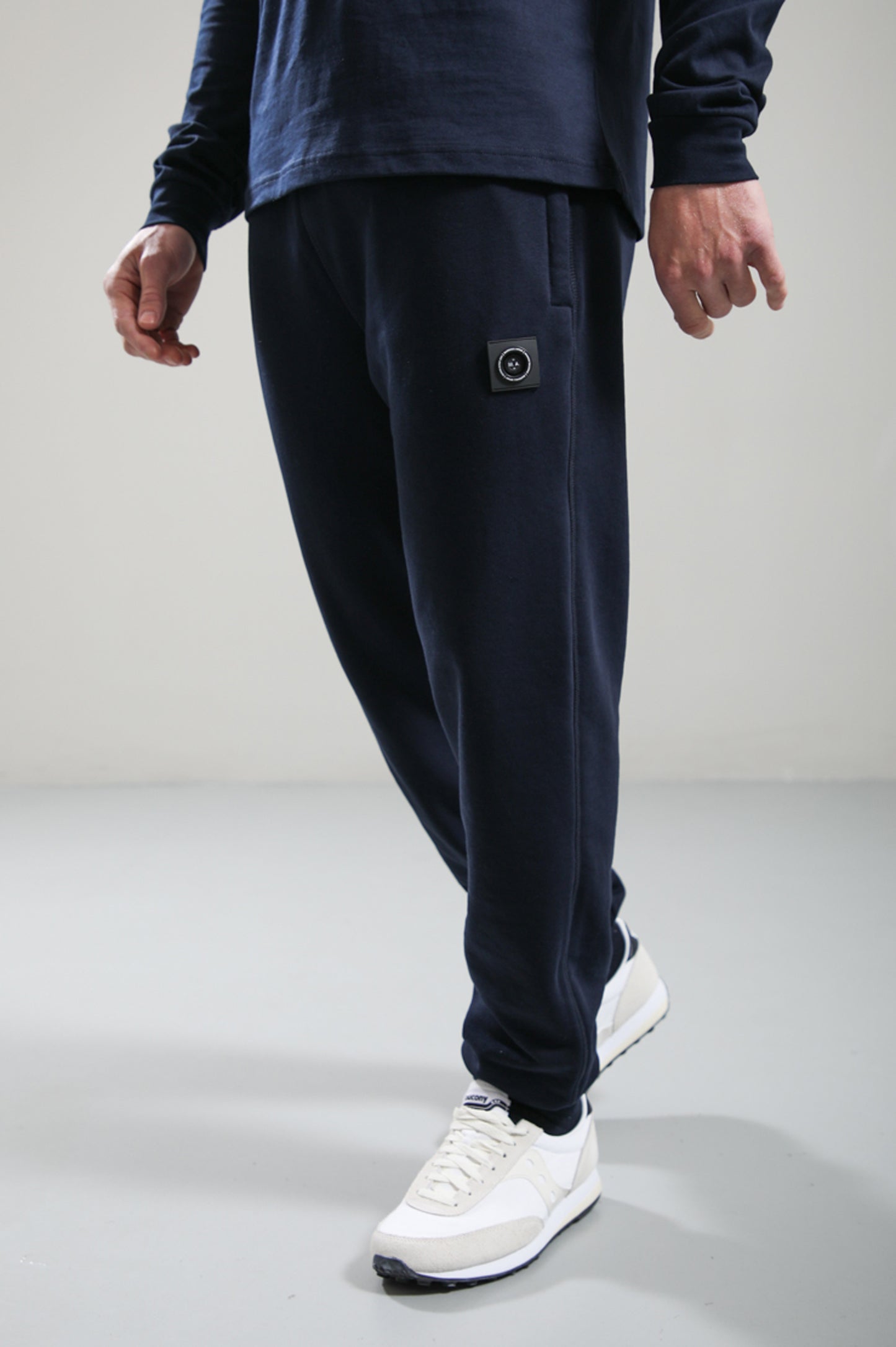 Marshall Artist Siren Jogger // Navy